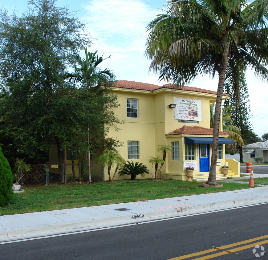 Foto del edificio - 8780 NE 2nd Ave