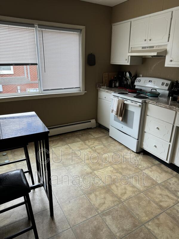 Foto del edificio - 713 W Church St