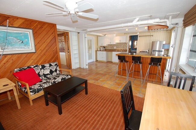 Building Photo - 27441 W Indies Dr