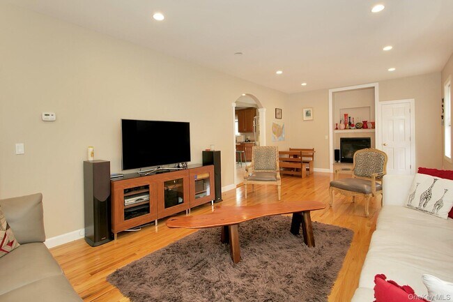 Foto del edificio - 150 Parkview Ave