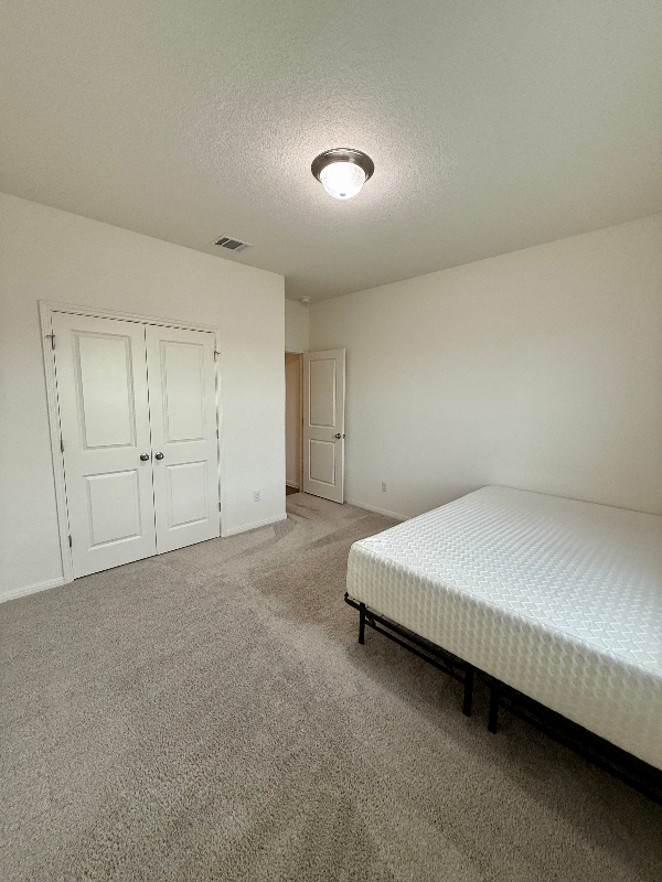 Foto del edificio - 107 Waterbuck Lp