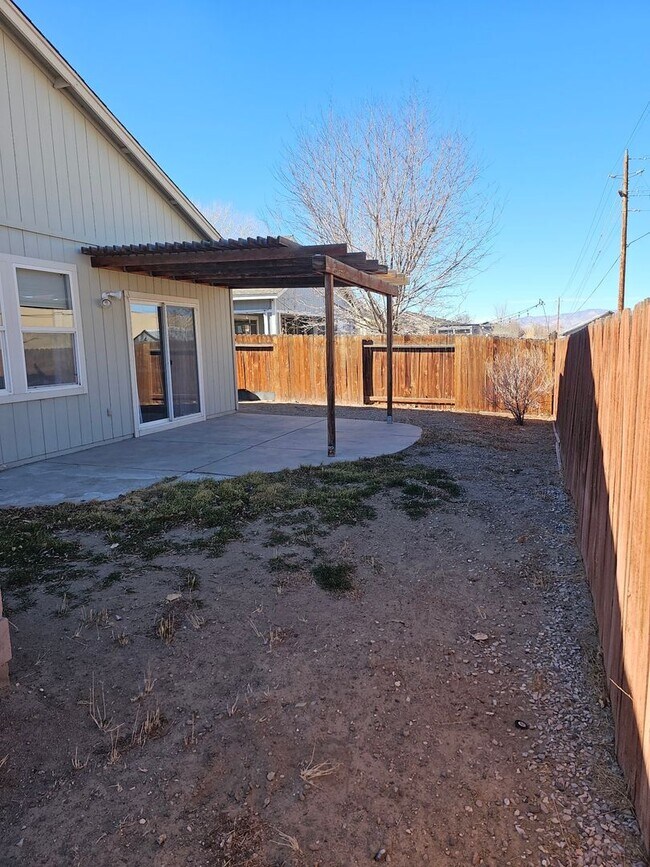 Foto del edificio - Beautiful Spacious 4 Bedroom Home