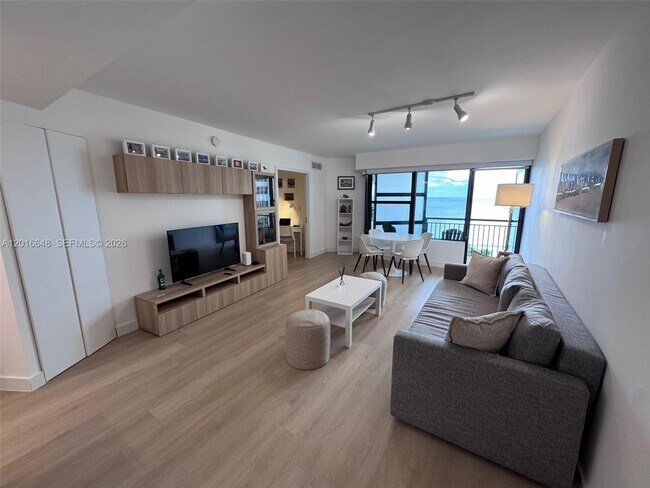 Foto del edificio - 3800 Galt Ocean Dr