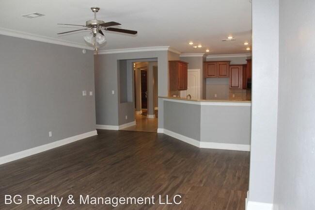 Building Photo - 3 br, 2 bath House - 100 Spanish Moss