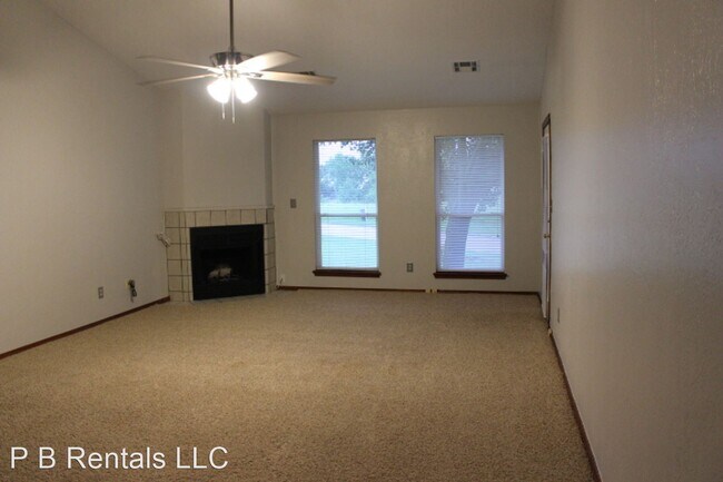 Building Photo - 3 br, 2 bath House - 6718 NW Maple drive