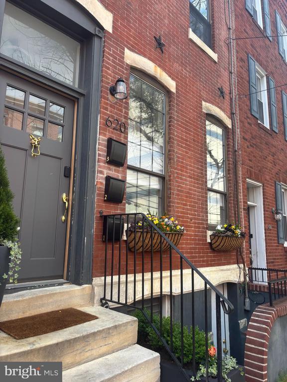Primary Photo - 620 S 19th St