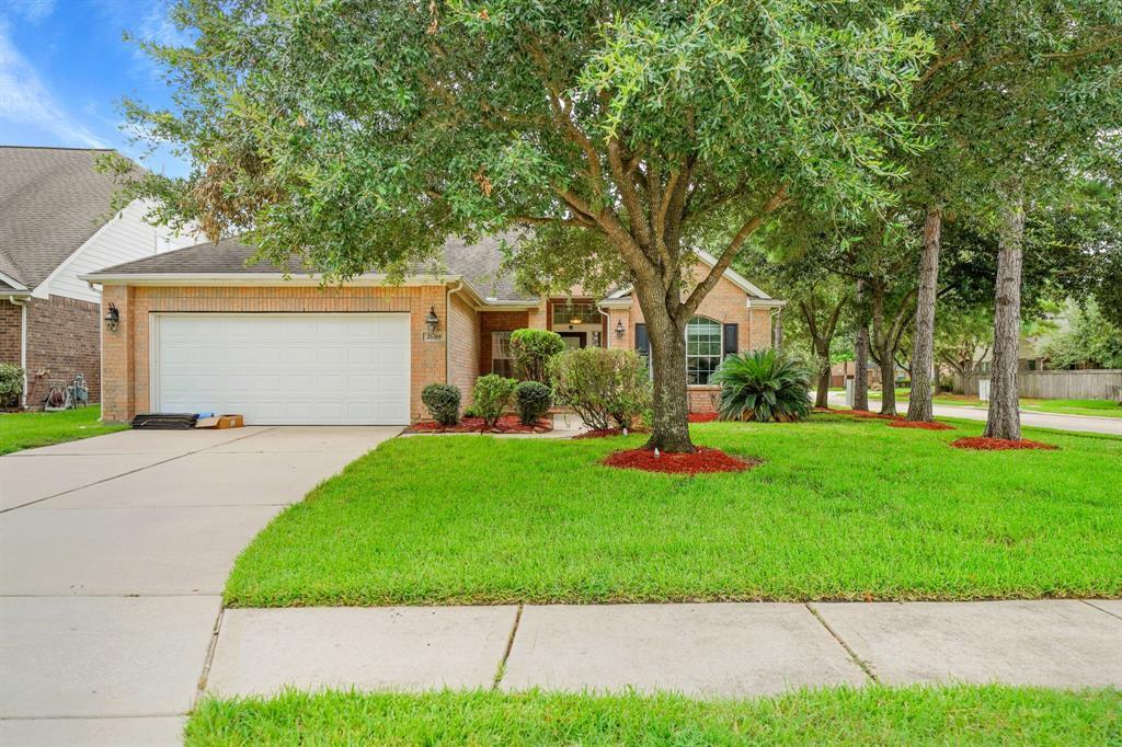 Foto principal - 26319 Sundown Cove Ln