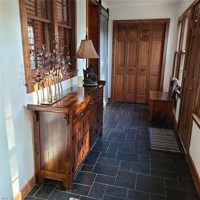 Foto del edificio - 305 51st St