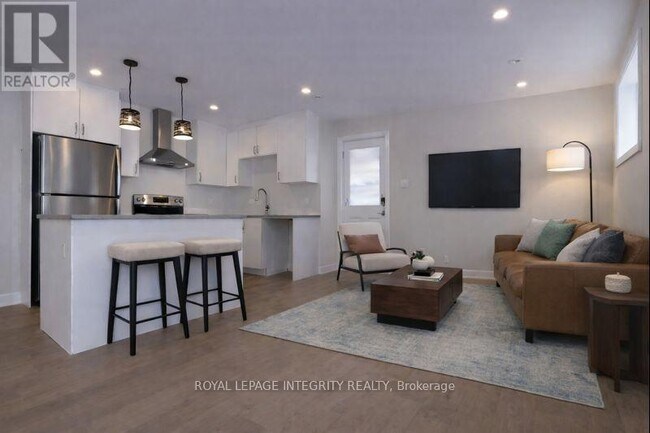 Photo du bâtiment - 9B Gwynne Ave