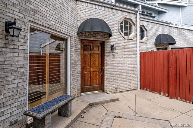 Foto del edificio - 541 Monroe St