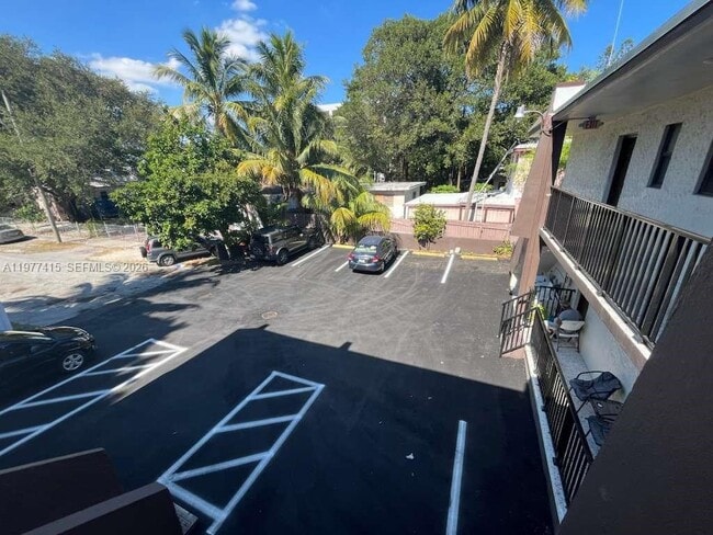 Foto del edificio - 1484 NW 15th Ave