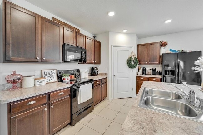 Foto del edificio - 3250 S Northview Rd
