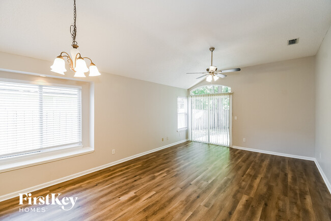 Foto del edificio - 6591 Morse Glen Ln