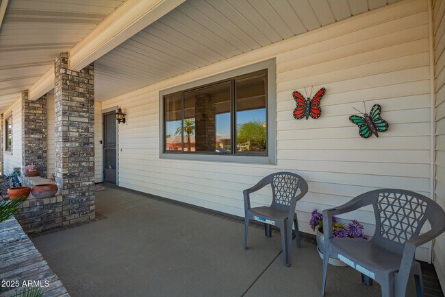 Foto del edificio - 12735 W Crystal Lake Dr