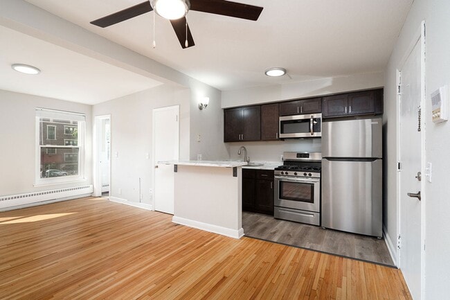 Interior Photo - Oak Grove Downtown