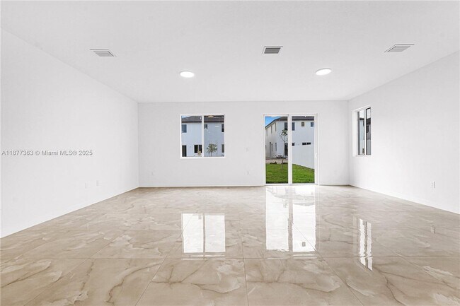 Foto del edificio - 22511 SW 125th Ave