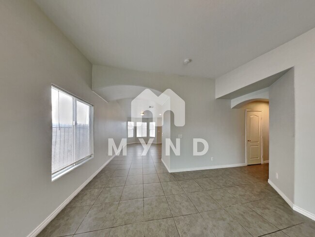 Building Photo - 1212 Windsor Ave