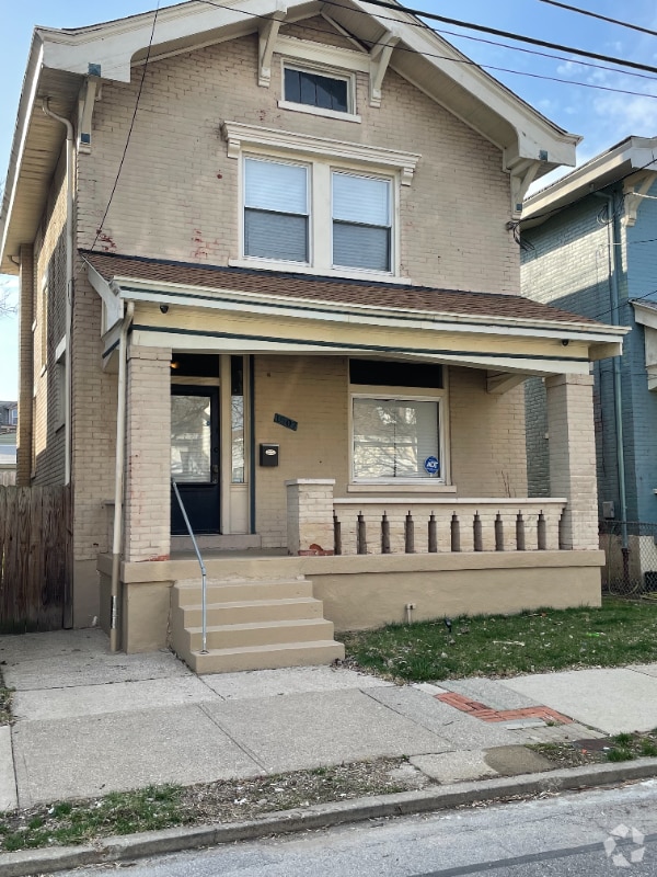 Historic West 15th Street Apartments under 2,500 Covington, KY 1