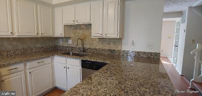 Foto del edificio - 7937 Tyson Oaks Cir