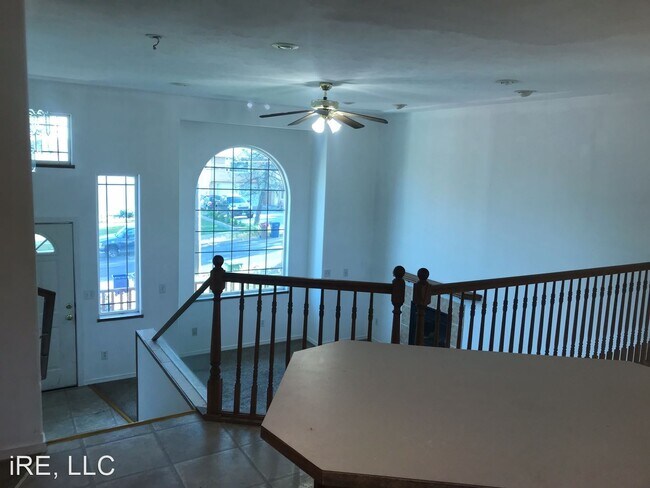 Foto del edificio - 4 br, 3 bath House - 4102 E 8th Ave