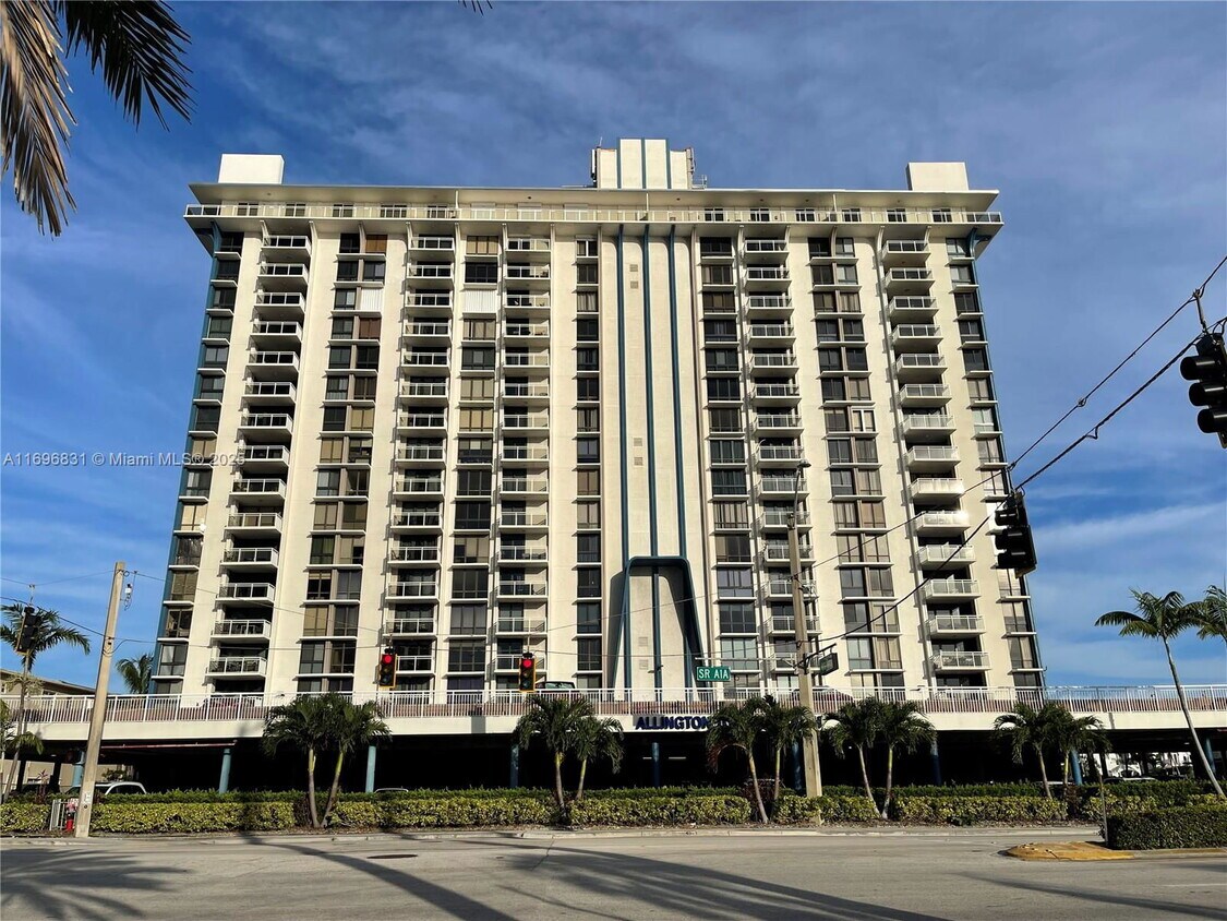 Photo - 1600 South Ocean Drive, Hollywood, FL 33019 - 2 BR 2 BA Condo