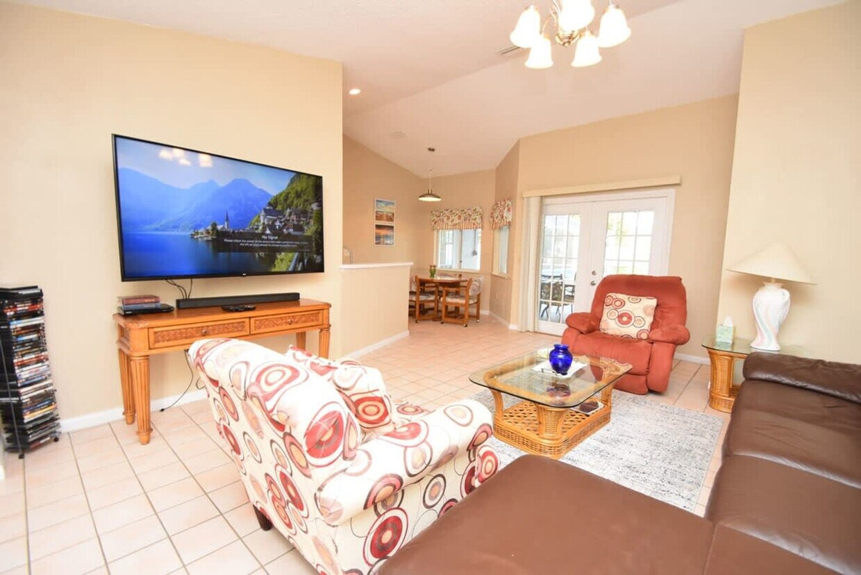 Foto principal - 60 Westover Ln