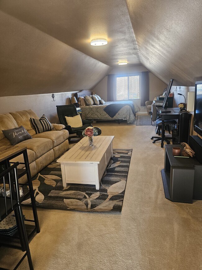 Foto del edificio - 2353 S Sandia Rd