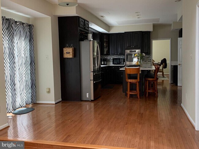 Foto del edificio - 12808 New Parkland Dr