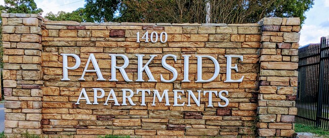 Building Photo - Parkside Apartments of Texarkana