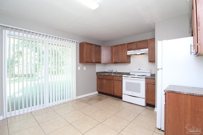Building Photo - 720 Tumbleweed Trail