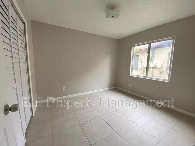 Building Photo - 2000 N Semoran Blvd