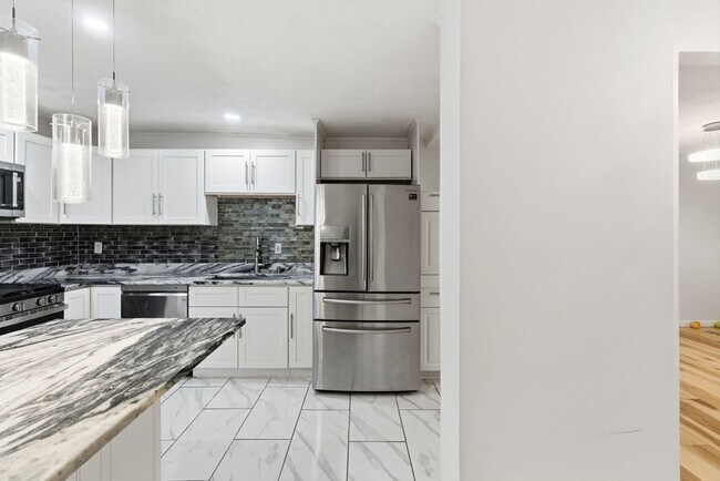 Foto del edificio - 16 Floyd St