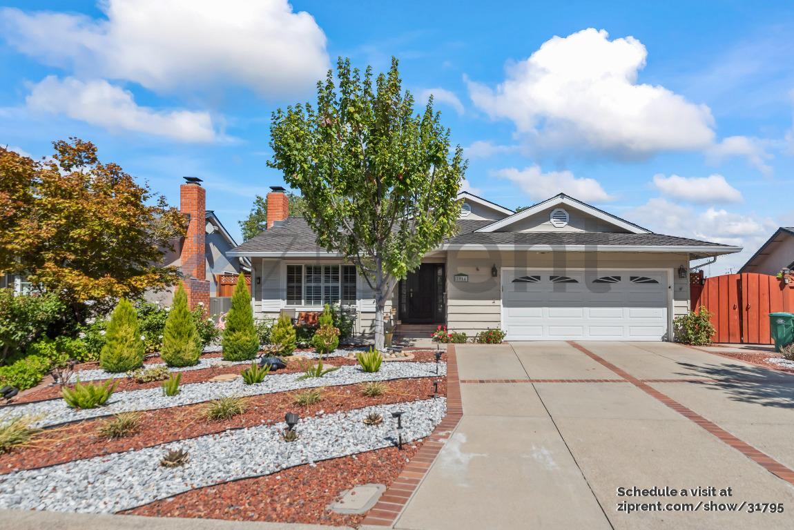 2914 Calais Dr  