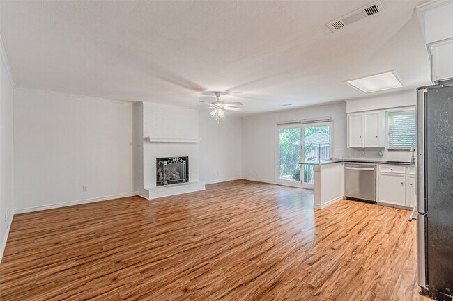 Foto del edificio - 9133 Villa Park Cir