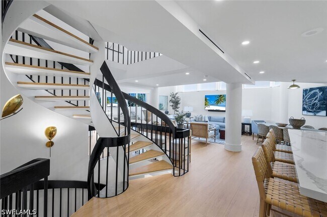 Foto del edificio - 4041 Gulf Shore Blvd N