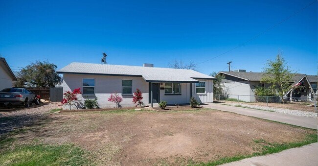Foto del edificio - 5638 N 61st Ln