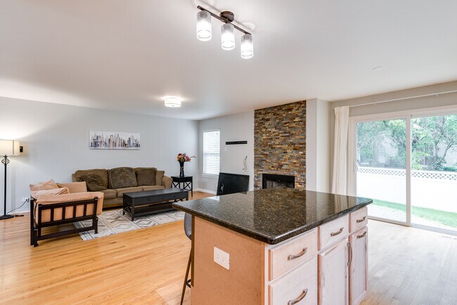 Building Photo - 2764 Whitehall Ln