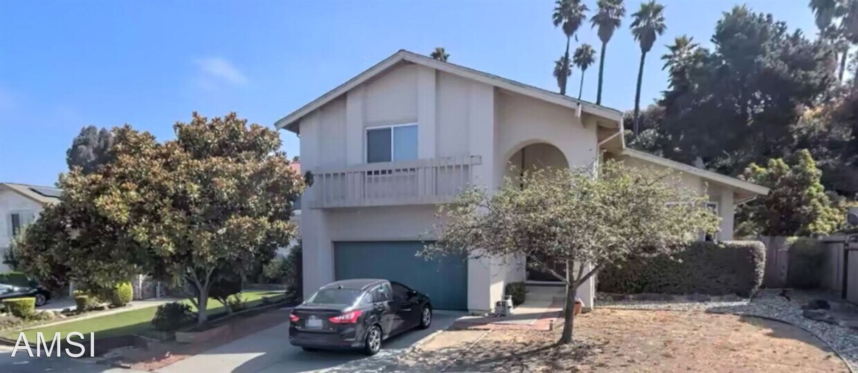 Primary Photo - 4 br, 2.5 bath House - 25628 Camino Vista