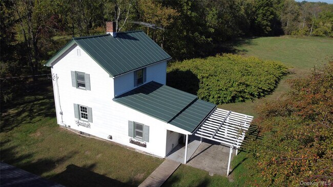 Foto del edificio - 265 Maybrook Rd