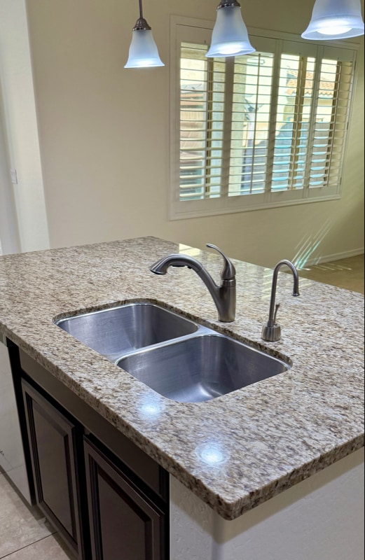 Building Photo - 3128 E Franklin Ave