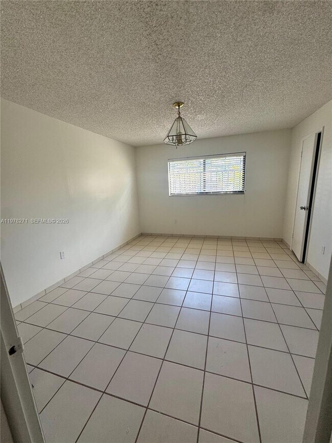 Building Photo - 252 NW 48th Pl