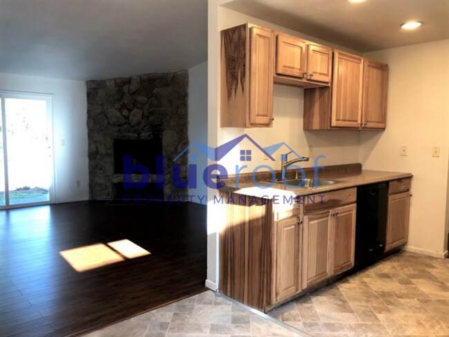 Foto del edificio - 12226 NE Rose Pkwy