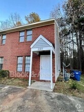 Building Photo - 2811 Ferret Ct