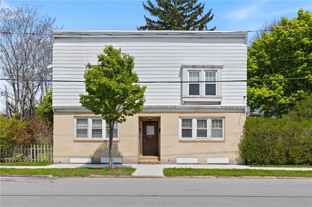 202 Saratoga Ave, Rochester, NY 14608 Apartments in Rochester, NY