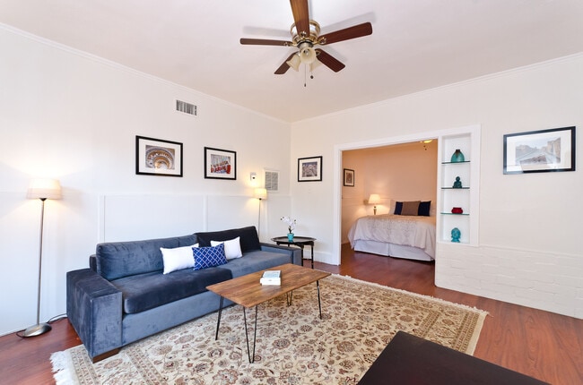 Building Photo - 1997 Pinehurst Rd