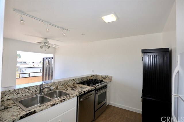 Foto del edificio - 324 Brooks St