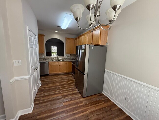 Foto del edificio - 305 Sugar Maple Ave