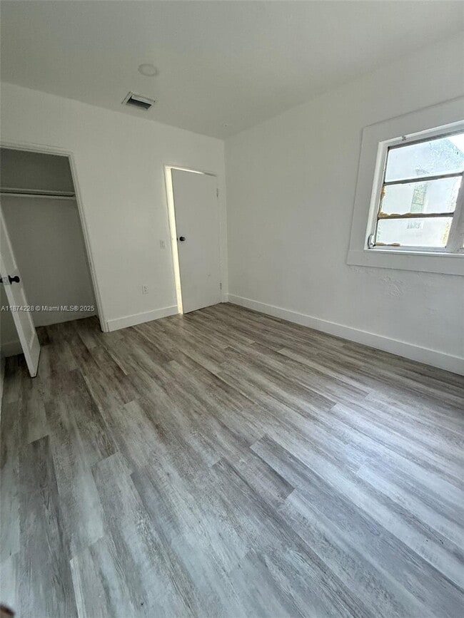 Building Photo - 1249 NW 57th St