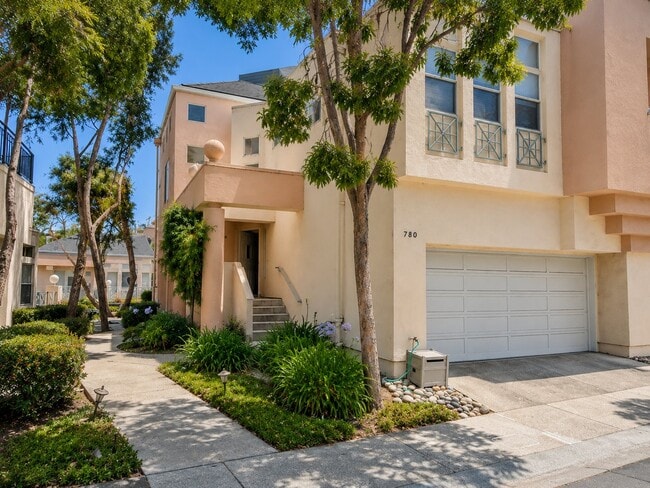 Building Photo - 780 Mediterranean Ln.