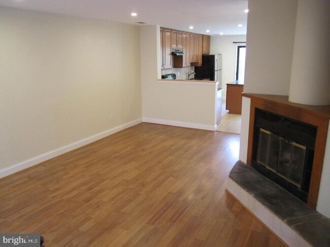 Building Photo - 5 Flintlock Ln